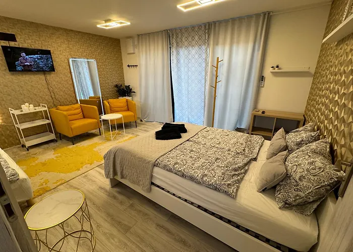 Imperial Apartment